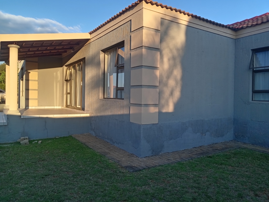 3 Bedroom Property for Sale in Flamwood North West